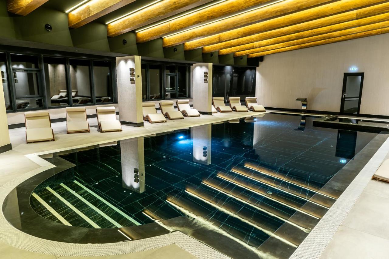 Hotel Roman Maramures - Ski & Spa Resort Statjunea Borsa Ngoại thất bức ảnh