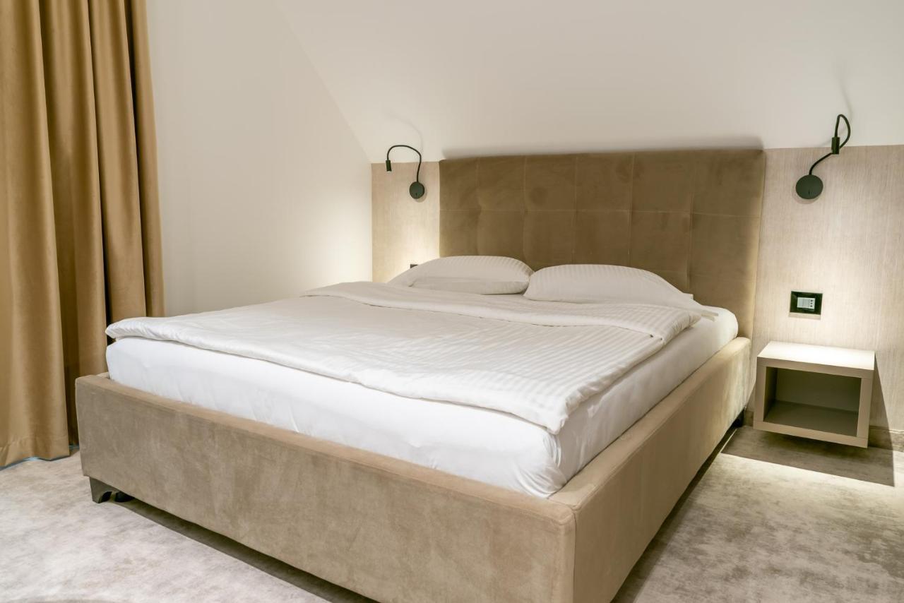 Hotel Roman Maramures - Ski & Spa Resort Statjunea Borsa Ngoại thất bức ảnh