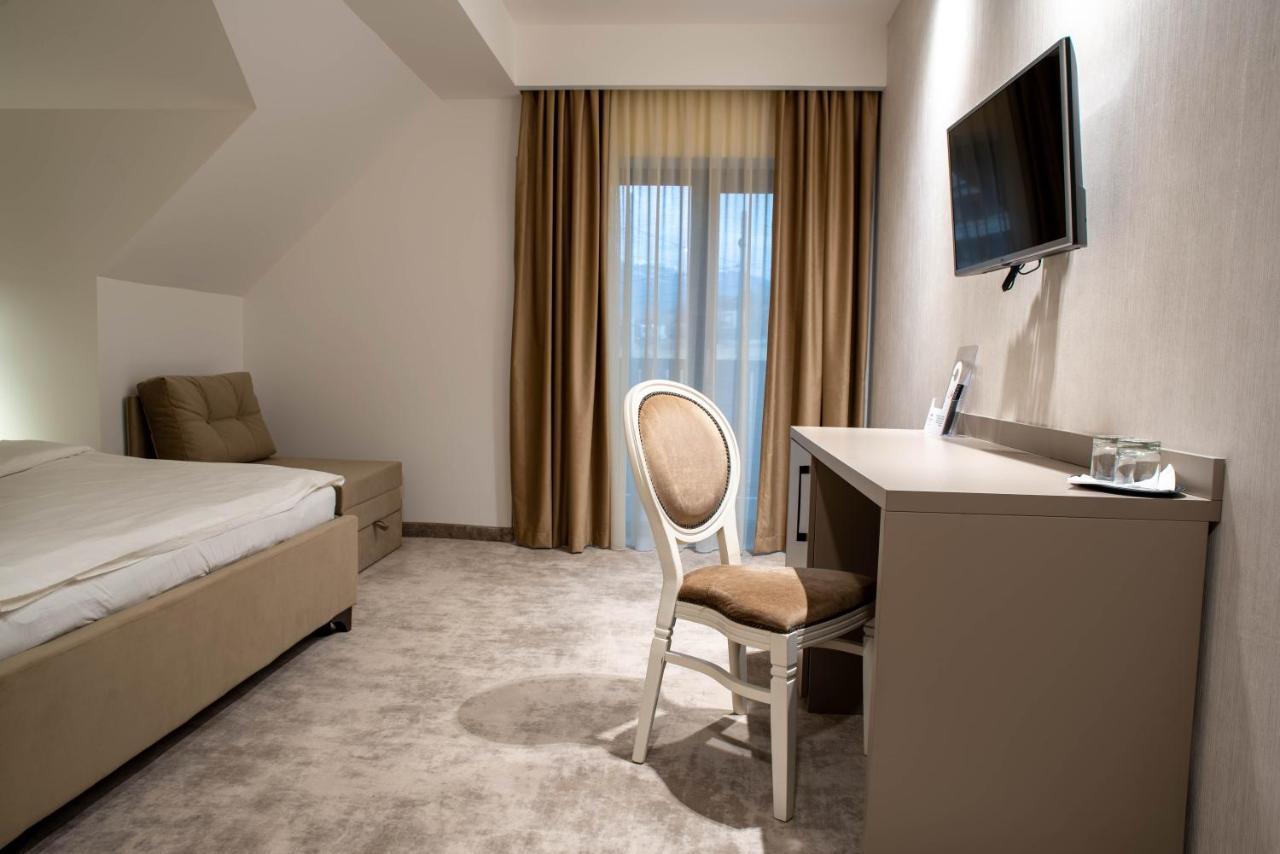 Hotel Roman Maramures - Ski & Spa Resort Statjunea Borsa Ngoại thất bức ảnh